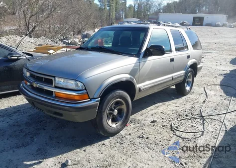 2001 Chevrolet Blazer Lt from USA, damaged, VIN 1GNCS13W812182556